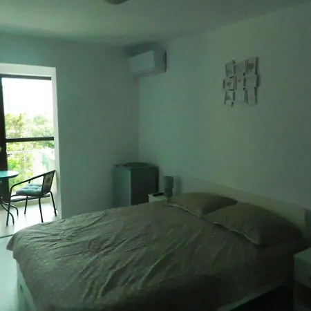 Andrew's Sea View Apartment